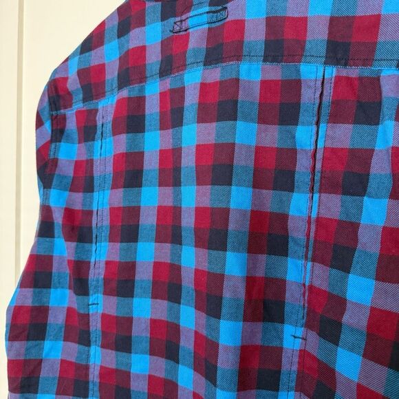 Duluth Trading Co Flannel Shirt Womens Sz XL Red Blue Plaid Button Up Outdoor - Picture 8 of 12